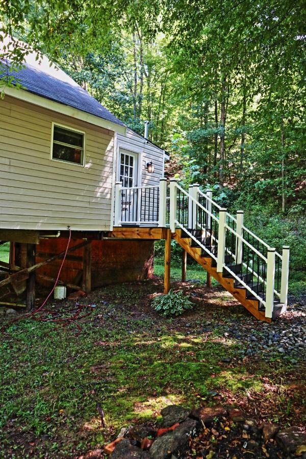 Our Private Wooded Cabin Chatham Zewnętrze zdjęcie